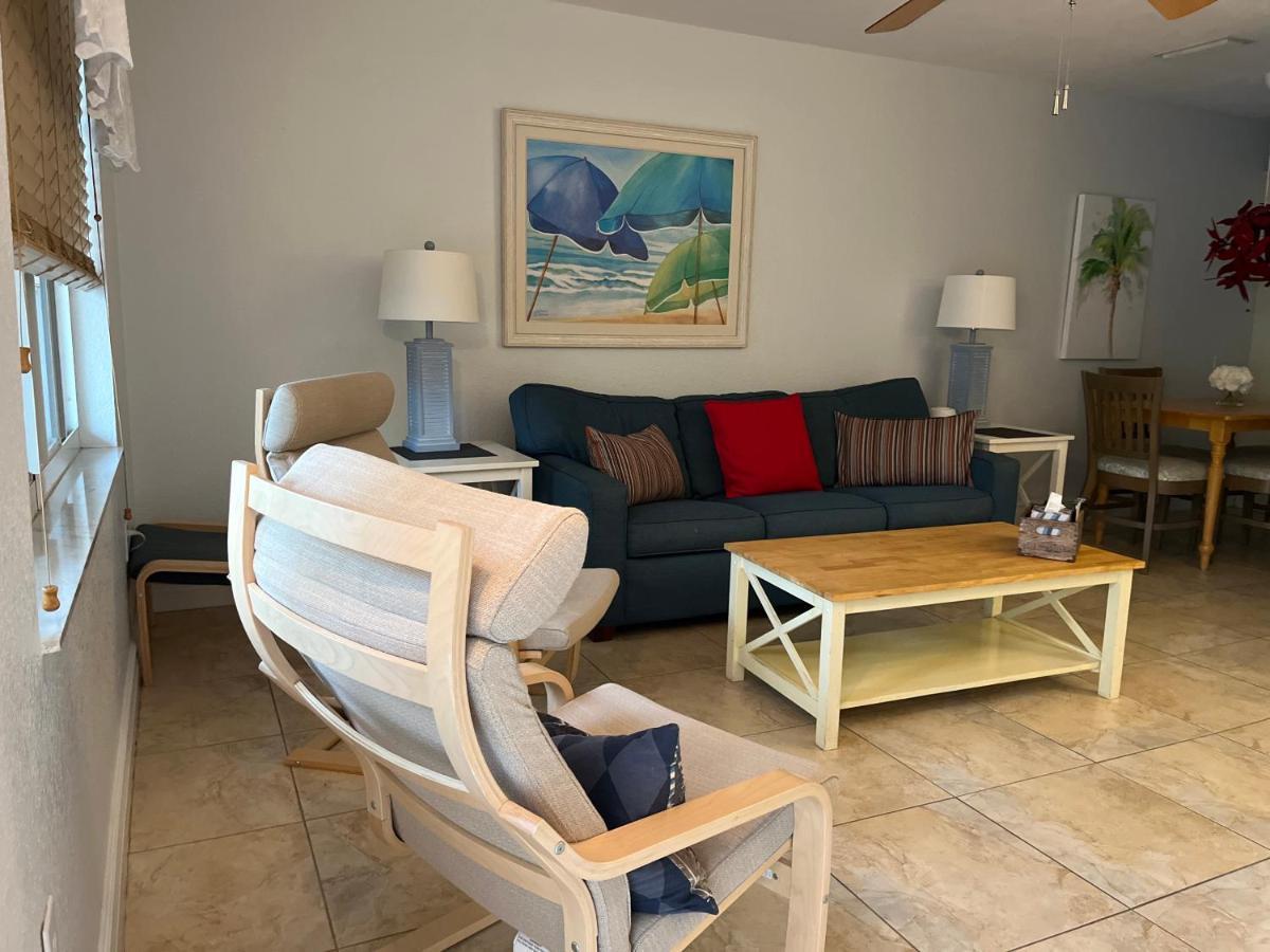 An Island Getaway At Palm Tree Villas Holmes Beach Exteriör bild