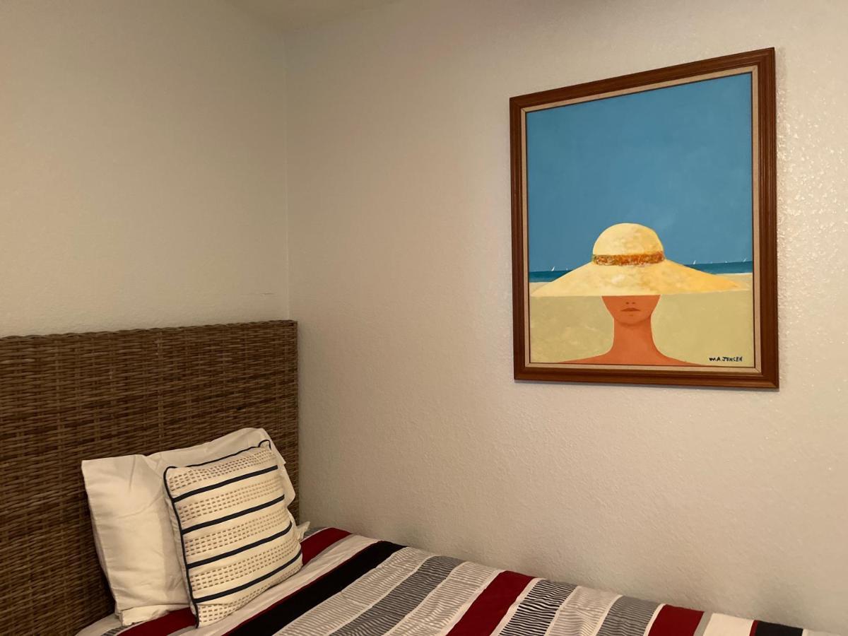 An Island Getaway At Palm Tree Villas Holmes Beach Exteriör bild