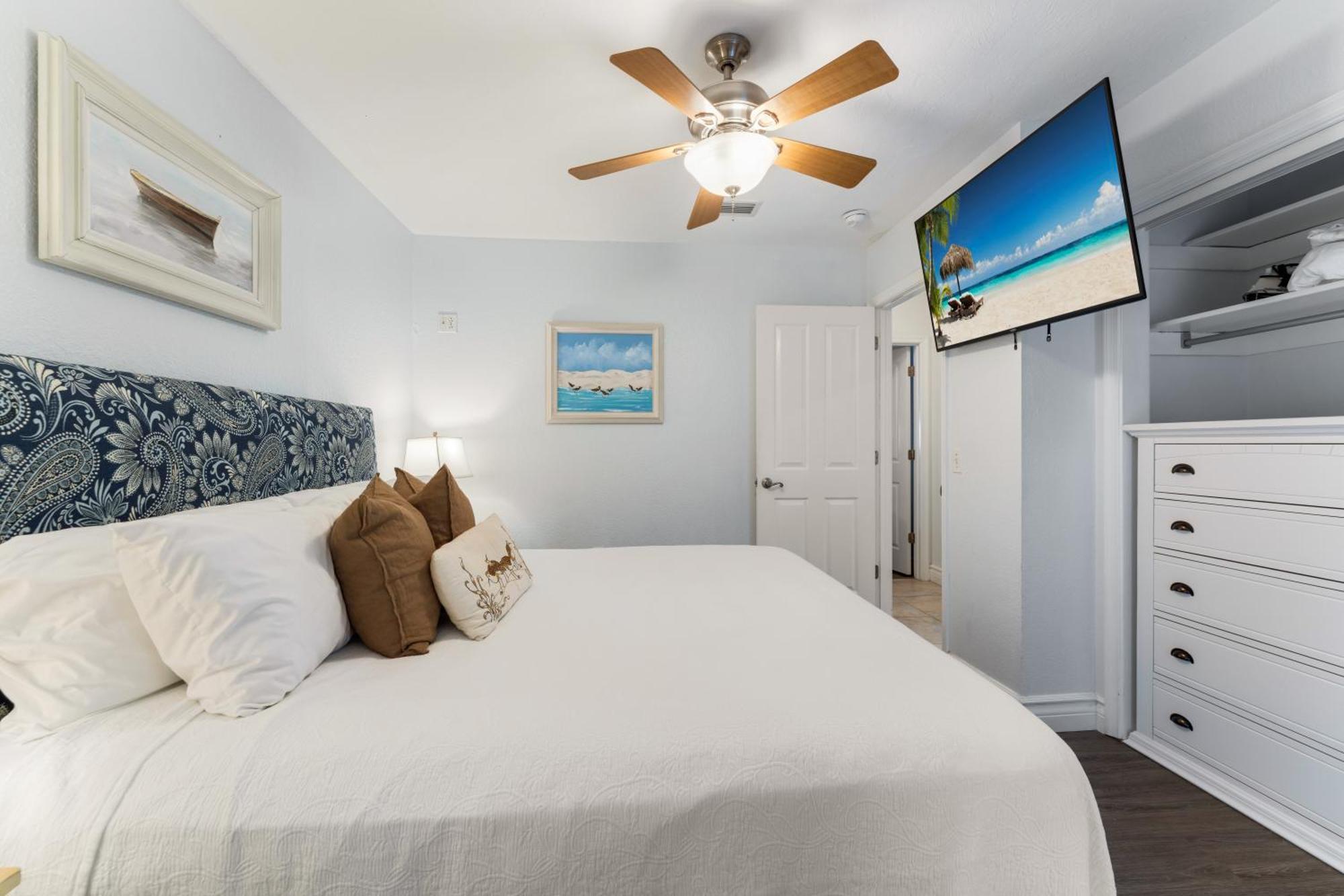 An Island Getaway At Palm Tree Villas Holmes Beach Exteriör bild